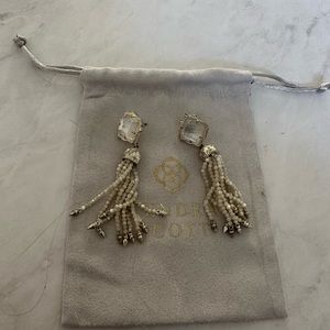 Kendra Scott Misha Earrings in Ivory Mother of Pearl